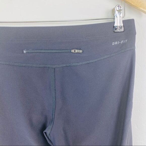 Nike Dri-fit gray purple Capri legging size small - Picture 4 of 6